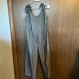 Hatch maternity jumpsuit size OS.